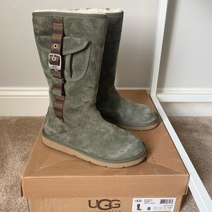 UGG Retro Cargo Boots